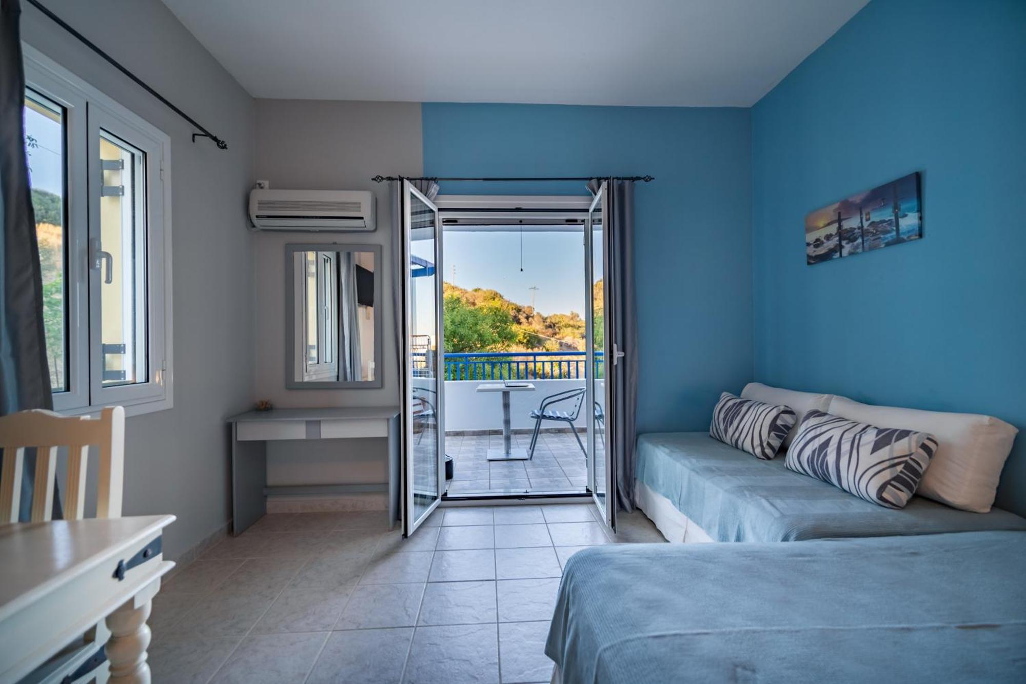 Philyra Appartments Agia Pelagia  객실 사진