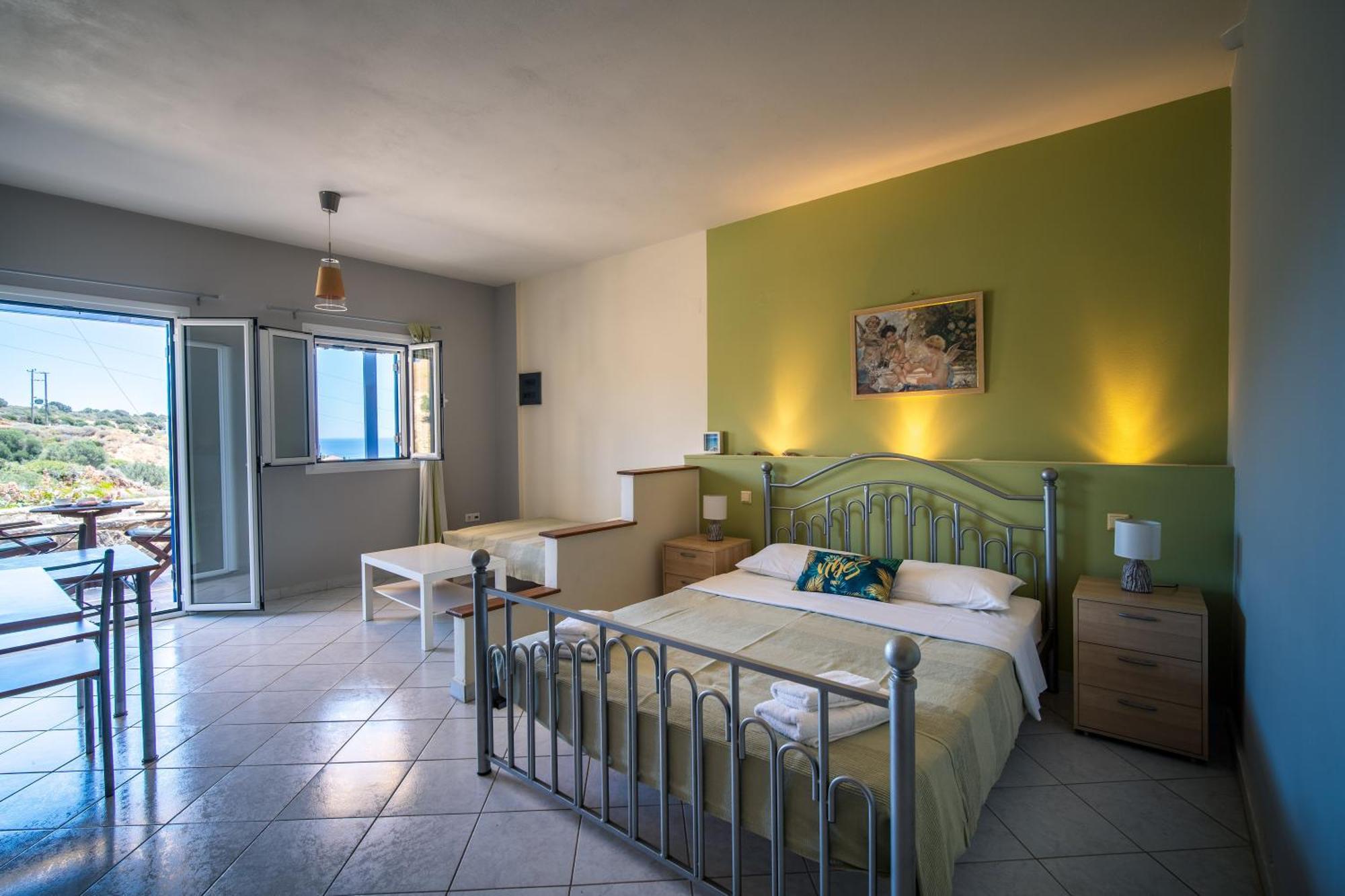 Philyra Appartments Agia Pelagia  객실 사진